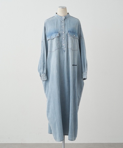 PUAL CE CIN(ピュアルセシン)の「ヴィンテージライクデニムバンドカラーワンピース(ワンピース・レディース・インディゴブルー/ブルー・FREE)」の1枚目の写真