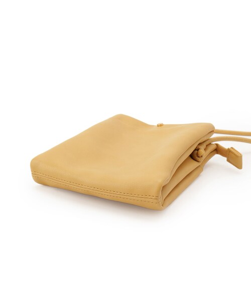 SHOO・LA・RUE（シューラルー）の「2層ミニショルダーバッグ（ショルダーバッグ・レディース・アイボリー/ブラック/ライトベージュ/イエロー・00）」の11枚目の写真