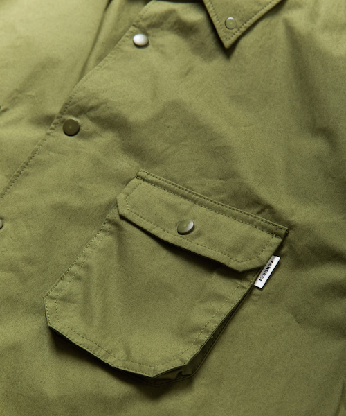rehacer（レアセル）の「Pucker Zip Shirt											（シャツ/ブラウス・メンズ・ホワイト/カーキ・LARGE/MEDIUM/SMALL）」の7枚目の写真