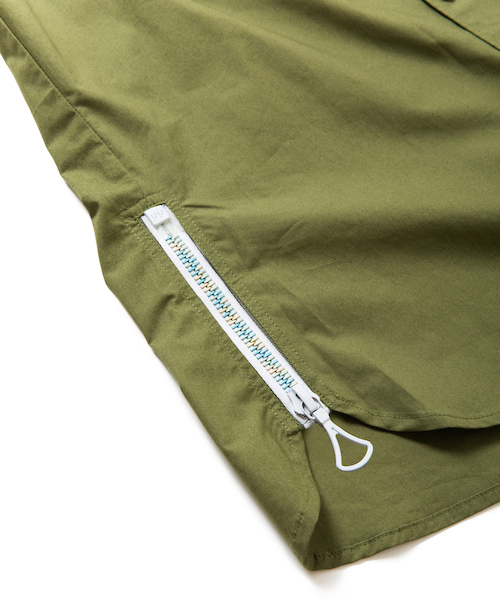 rehacer（レアセル）の「Pucker Zip Shirt											（シャツ/ブラウス・メンズ・ホワイト/カーキ・LARGE/MEDIUM/SMALL）」の3枚目の写真