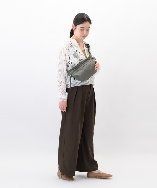 W&.Day/Night(ダブルアンド デイナイト)の「ウエストバッグ キルッコ コレクション 3L シースルーポケット 19142(ボディバッグ/ウエストポーチ・レディース・ライトグレー系/ブラック・FREE)」の11枚目の写真
