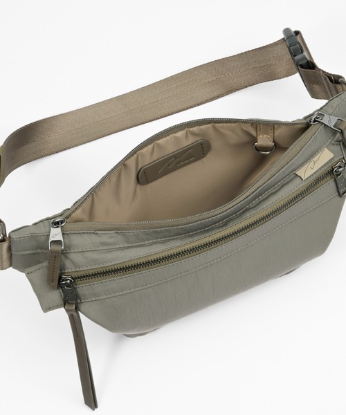W&.Day/Night(ダブルアンド デイナイト)の「ウエストバッグ キルッコ コレクション 3L シースルーポケット 19142(ボディバッグ/ウエストポーチ・レディース・ライトグレー系/ブラック・FREE)」の21枚目の写真