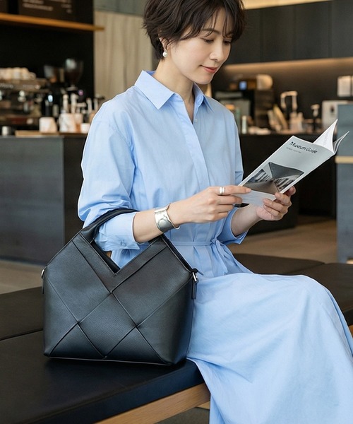 STYLE DELI（スタイルデリ）の「【DELI by】リアルレザー編み込み・2WAYワンハンドルバッグ（ショルダーバッグ・レディース・グレー/ブラウン/ブラック・FREE）」の9枚目の写真