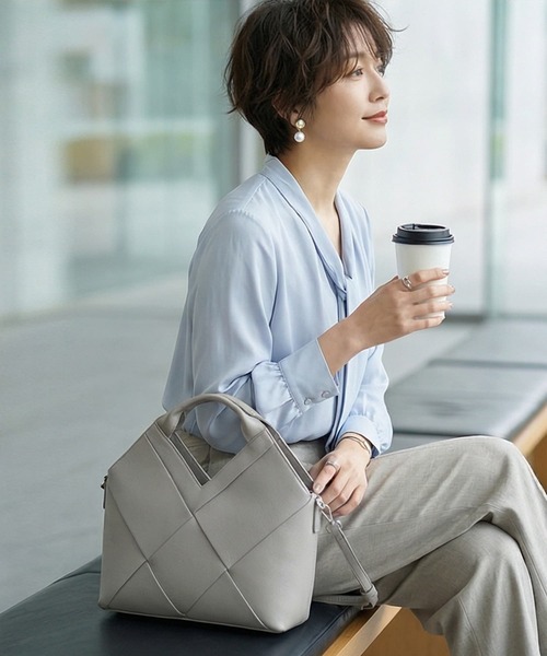 STYLE DELI（スタイルデリ）の「【DELI by】リアルレザー編み込み・2WAYワンハンドルバッグ（ショルダーバッグ・レディース・グレー/ブラウン/ブラック・FREE）」の13枚目の写真