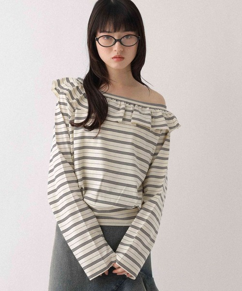 Heather(ヘザー)の「ワンショルボーダーカットソー 655905(Tシャツ/カットソー・レディース・ホワイト系/ネイビー系/グレー系・FREE)」の2枚目の写真