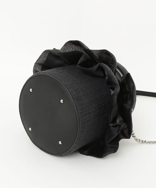 artemis by DIANA(アルテミスバイダイアナ)の「チェーンショルダー付属2WAY バケツ型バニティバッグ(ハンドバッグ・レディース・ブラック/グレー/ホワイト・FREE)」の12枚目の写真