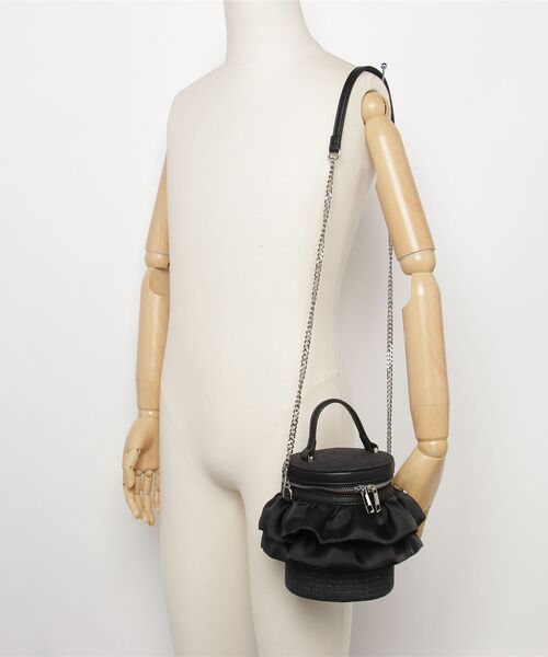 artemis by DIANA(アルテミスバイダイアナ)の「チェーンショルダー付属2WAY バケツ型バニティバッグ(ハンドバッグ・レディース・ブラック/グレー/ホワイト・FREE)」の15枚目の写真