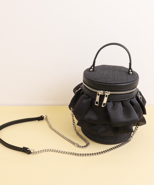 artemis by DIANA(アルテミスバイダイアナ)の「チェーンショルダー付属2WAY バケツ型バニティバッグ(ハンドバッグ・レディース・ブラック/グレー/ホワイト・FREE)」の18枚目の写真