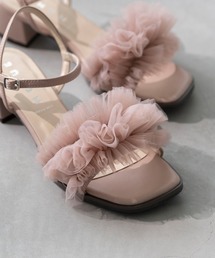 menue（メヌエ）の「秒履き スクエアトゥ チュールフリル ストラップサンダル（サンダル）」