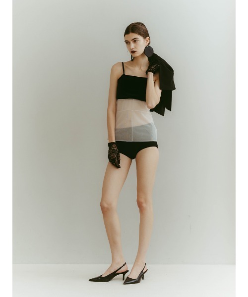 ILANIS(イラニス)の「Quiet Sheer Cami(キャミソール・レディース・ブラック/ブラック×ホワイト/アイボリー・FREE)」の18枚目の写真