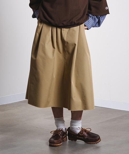 ROSE BUD(ローズバッド)の「GATHER MIDDLE SKIRT(スカート・レディース・ネイビー/ベージュ・S/M)」の3枚目の写真