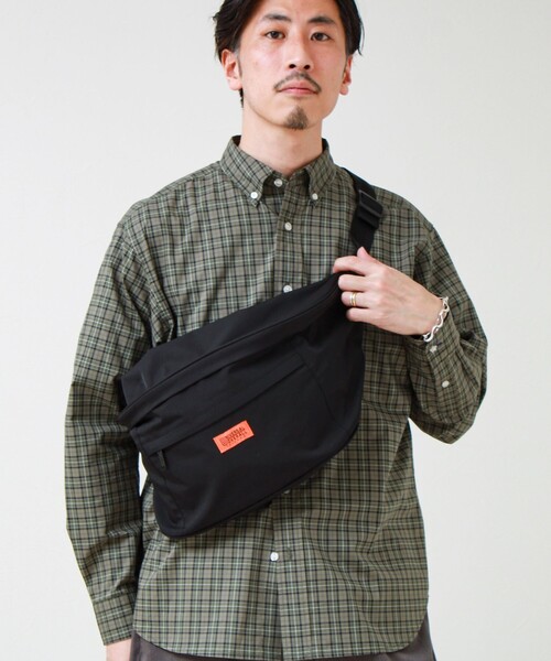 UNIVERSAL OVERALL(ユニバーサルオーバーオール)の「【UNIVERSAL OVERALL】BIG HIP PACK(ショルダーバッグ・メンズ・ブラック/オリーブ/チャコールグレー・FREE)」の16枚目の写真