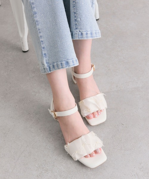 OLIVE des OLIVE(オリーブデオリーブ)の「シアギャザーリボンサンダル(サンダル・レディース・ブラック/アイボリー・MEDIUM/SMALL/LARGE)」の1枚目の写真