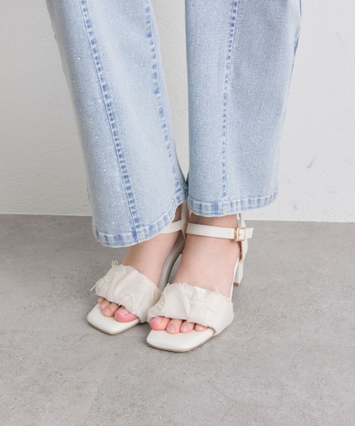 OLIVE des OLIVE(オリーブデオリーブ)の「シアギャザーリボンサンダル(サンダル・レディース・ブラック/アイボリー・MEDIUM/SMALL/LARGE)」の4枚目の写真