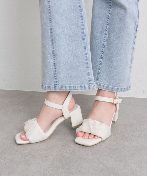 OLIVE des OLIVE(オリーブデオリーブ)の「シアギャザーリボンサンダル(サンダル・レディース・ブラック/アイボリー・MEDIUM/SMALL/LARGE)」の5枚目の写真