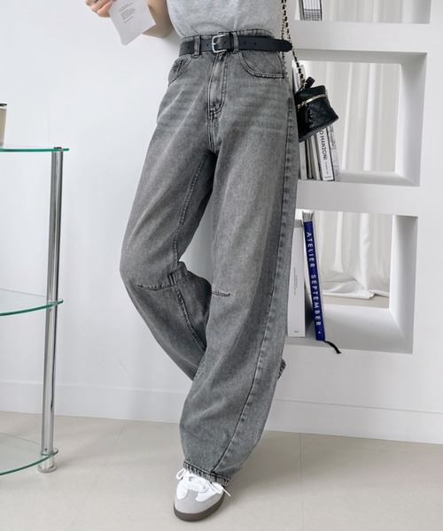 Ada.(エイダ)の「バレルレッグ デニム パンツ(デニムパンツ・レディース・ブラック/ブルー・FREE)」の9枚目の写真