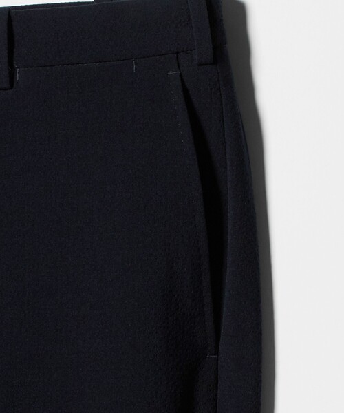 UNITED ARROWS（ユナイテッドアローズ）の「シアサッカー ノープリーツ スラックス COMFORT EASY‐MODEL ストレッチ（スラックス・メンズ・ダークブラウン/ネイビー・48/50/46）」の14枚目の写真