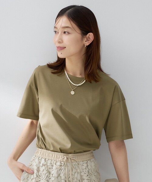 UNTITLED(アンタイトル)の「【UV/接触冷感/消臭/抗菌防臭】ベーシックTシャツ(Tシャツ/カットソー・レディース・ホワイト/ナチュラル/カーキ・02/01/00/50/48/44/04/03)」の9枚目の写真