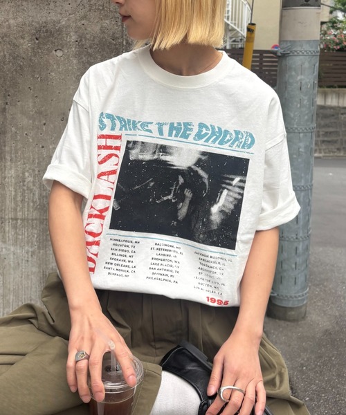 CIAOPANIC TYPY(チャオパニックティピー)の「【ユニセックス】【プラスサイズあり】【SWITCH RECORD】ヴィンテージフェードツアーTee(Tシャツ/カットソー・メンズ・ホワイト/グリーン/ブラック/グレー・XX-LARGE/LARGE/MEDIUM)」の2枚目の写真