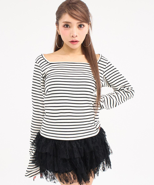 ANAP(アナップ)の「フレアスリーブスクエア ロングスリーブトップス(Tシャツ/カットソー・レディース・ホワイト/ブラック/クリア/ホワイト×ブラック・F)」の7枚目の写真