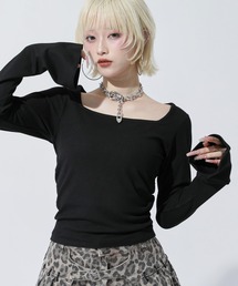 フレア オフショルダー」に該当するトップスファッション通販 - ZOZOTOWN
