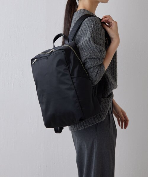 russet（ラシット）の「ナイロンリュックサック（バックパック/リュック・レディース・ブラック/ネイビー・FREE）」の6枚目の写真