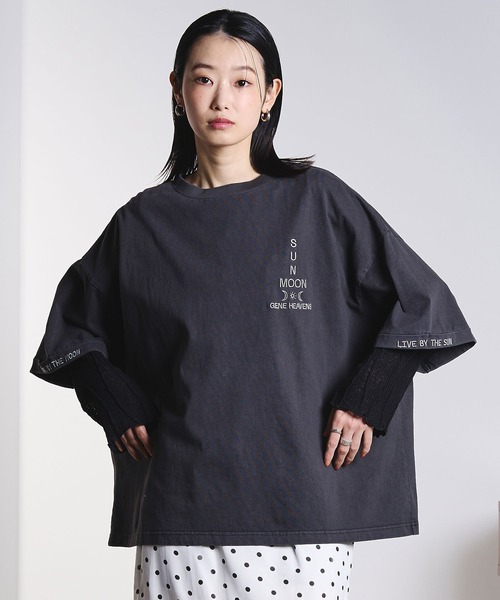 ROSE BUD(ローズバッド)の「(GENE HEAVENS)EMBROIDERY TEE(Tシャツ/カットソー・レディース・チャコールグレー/オフホワイト・ONE SIZE)」の5枚目の写真