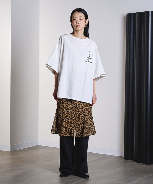 ROSE BUD(ローズバッド)の「(GENE HEAVENS)EMBROIDERY TEE(Tシャツ/カットソー・レディース・チャコールグレー/オフホワイト・ONE SIZE)」の18枚目の写真