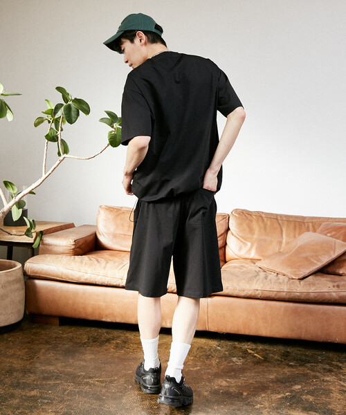 Russell Athletic（ラッセルアスレティック）の「RUSSELL ATHLETIC × PUBLUX/ラッセルアスレチック ＜UVカット/吸水速乾＞別注 機能素材 天竺 セットアップ　限定展開（Tシャツ/カットソー・メンズ・チャコールグレー/ブラック/ネイビー・MEDIUM/LARGE/SMALL）」の5枚目の写真