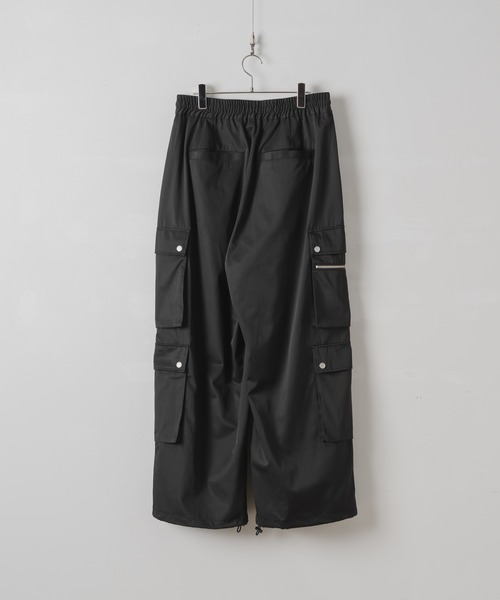 DOOPZ（ドープス）の「Tech Cargo Wide Pants - テクニカルカーゴワイドパンツ（カーゴパンツ・メンズ・ブラック・SMALL/LARGE/MEDIUM）」の9枚目の写真