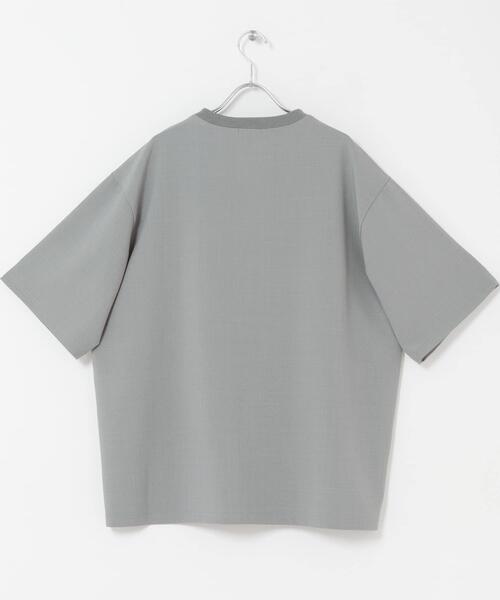 ITEMS URBANRESEARCH(アイテムズ アーバンリサーチ)の「2wayストレッチクルーネック布帛Tシャツ(Tシャツ/カットソー・メンズ・ネイビー/ベージュ/グレー/ブラック・LARGE/MEDIUM)」の20枚目の写真