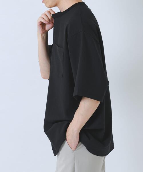 ITEMS URBANRESEARCH(アイテムズ アーバンリサーチ)の「2wayストレッチクルーネック布帛Tシャツ(Tシャツ/カットソー・メンズ・ネイビー/ベージュ/グレー/ブラック・LARGE/MEDIUM)」の11枚目の写真