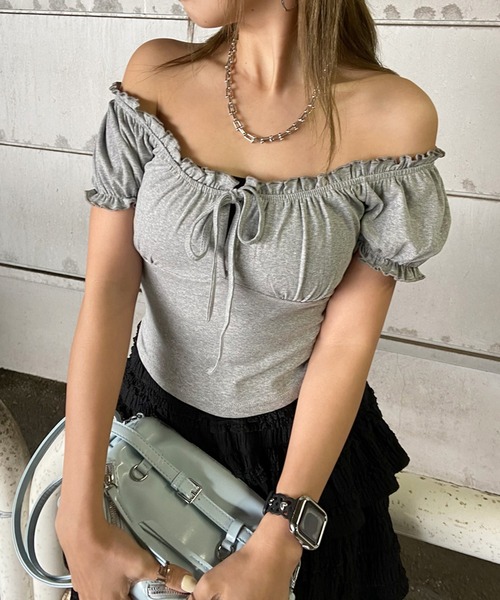 non-hedge(ノンヘッジ)の「フロントリボン2WAYオフショルダートップス(Tシャツ/カットソー・レディース・ブラック/グレー/オフホワイト・FREE)」の2枚目の写真