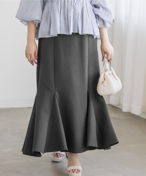 CLETTE(クレット)の「CLETTEオリジナルストレッチマーメイドスカート(スカート・レディース・ブラック/グレイッシュベージュ/チャコールグレー・LL/4L/3L)」の2枚目の写真