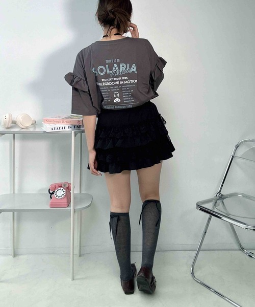 AS KNOW AS plus（アズノゥアズプラス）の「○袖フリルとロゴデザイン ビッグサイズT（Tシャツ/カットソー・レディース・ブラック/チャコールグレー/オフホワイト・FREE）」の14枚目の写真
