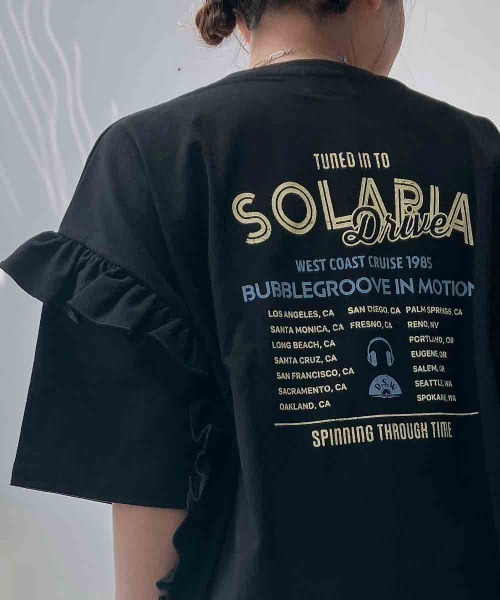 AS KNOW AS plus（アズノゥアズプラス）の「○袖フリルとロゴデザイン ビッグサイズT（Tシャツ/カットソー・レディース・ブラック/チャコールグレー/オフホワイト・FREE）」の10枚目の写真