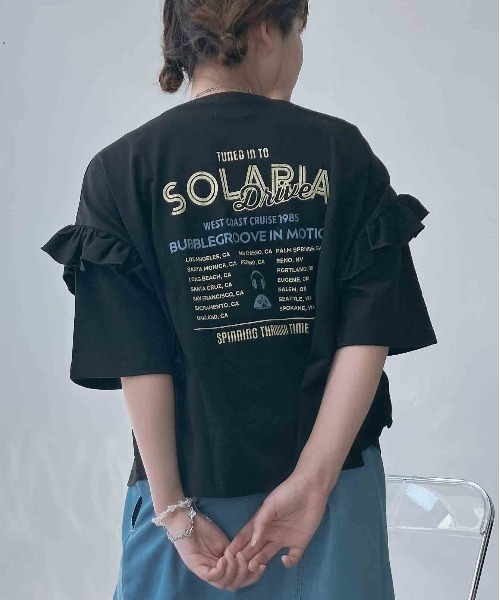 AS KNOW AS plus（アズノゥアズプラス）の「○袖フリルとロゴデザイン ビッグサイズT（Tシャツ/カットソー・レディース・ブラック/チャコールグレー/オフホワイト・FREE）」の11枚目の写真