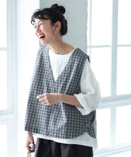 soulberry(ソウルベリー)の「夏仕立てのチェックなベスト(ベスト・レディース・スミクロ・5L/4L/3L/LL/L/M)」の1枚目の写真