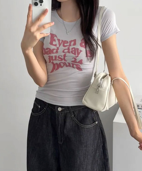 VIVID LADY(ビビッドレディー)の「フロントロゴ 半袖Tシャツ(Tシャツ/カットソー・レディース・グレー/カーキ/ブラック・FREE)」の16枚目の写真