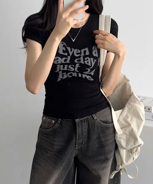 VIVID LADY(ビビッドレディー)の「フロントロゴ 半袖Tシャツ(Tシャツ/カットソー・レディース・グレー/カーキ/ブラック・FREE)」の19枚目の写真