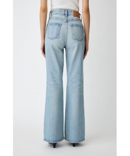 MOUSSY（マウジー）の「【シリーズ累計24万本販売】MVS L/BLU FLARE（デニムパンツ・レディース・ライトブルー・22inch/23inch/24inch/25inch/26inch/27inch/28inch）」の7枚目の写真