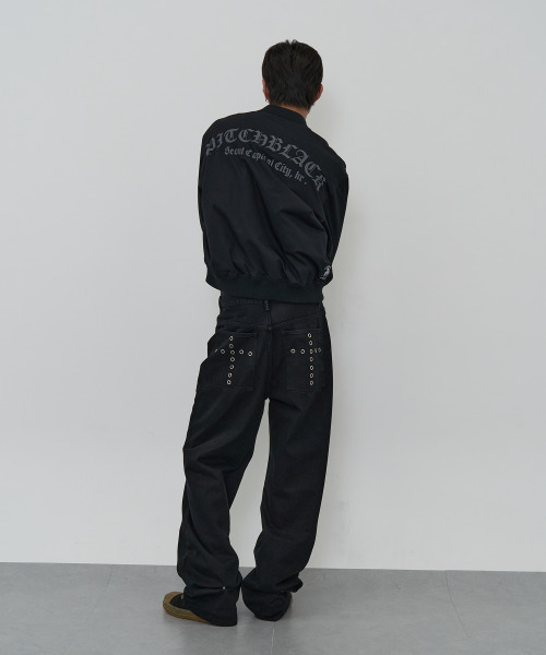 PITCHBLACK(ピッチブラック)の「EYELET CROSS POCKET PANTS (BLACK)(デニムパンツ・メンズ・その他・SMALL/MEDIUM/LARGE/X-LARGE)」の2枚目の写真