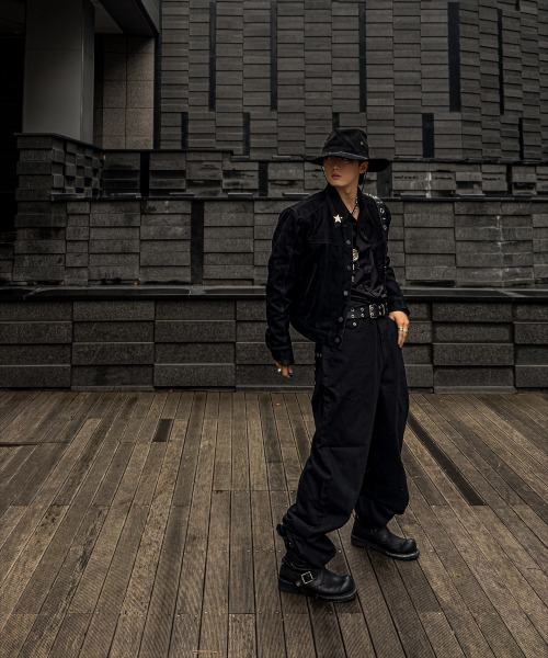 PITCHBLACK(ピッチブラック)の「EYELET CROSS POCKET PANTS (BLACK)(デニムパンツ・メンズ・その他・SMALL/MEDIUM/LARGE/X-LARGE)」の8枚目の写真