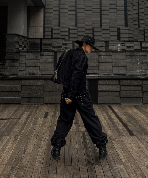 PITCHBLACK(ピッチブラック)の「EYELET CROSS POCKET PANTS (BLACK)(デニムパンツ・メンズ・その他・SMALL/MEDIUM/LARGE/X-LARGE)」の9枚目の写真