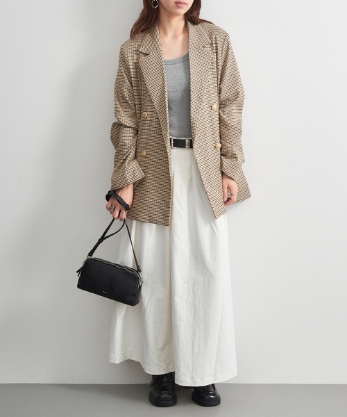Beau're(ヴュレ)の「【BEAURE】≪別注≫Triple-Zip Cow Leather Shoulder Bag トリプルファスナーレザーショルダーバッグ 3ポケット ビュレ(ショルダーバッグ・レディース・シルバー/ブラック/ライトイエロー/グレイッシュベージュ/ダークブラウン・FREE)」の12枚目の写真