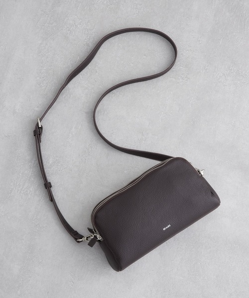 Beau're(ヴュレ)の「【BEAURE】≪別注≫Triple-Zip Cow Leather Shoulder Bag トリプルファスナーレザーショルダーバッグ 3ポケット ビュレ(ショルダーバッグ・レディース・シルバー/ブラック/ライトイエロー/グレイッシュベージュ/ダークブラウン・FREE)」の21枚目の写真