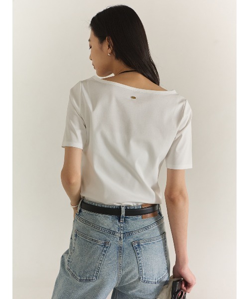anuans(アニュアンス)の「【WEB限定】シルクタッチコットンボートネックTシャツ(Tシャツ/カットソー・レディース・ブラック/チャコールグレー/ホワイト・FREE)」の7枚目の写真