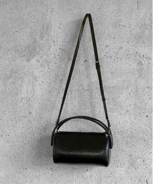 THE CELL.（ザセルドット）の「ダブルハンドル MINIボストン　DOUBLE HANDLE MINI BOSTON BAG（ハンドバッグ・レディース・オフホワイト/ブラック/ブラウン・FREE）」の13枚目の写真
