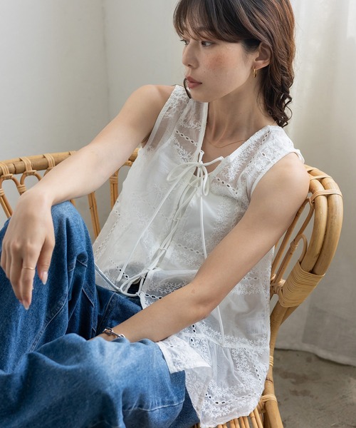 No Rule No Line(ノール-ルノーライン)の「シアー刺繍オーガンジータンク レースアップ バッグリボン(シャツ/ブラウス・レディース・ブラック/ホワイト・FREE)」の3枚目の写真