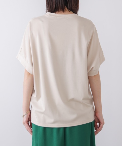 Bou Jeloud(ブージュルード)の「キャットグラフィックTシャツ(Tシャツ/カットソー・レディース・ベージュ/オフホワイト/チャコールグレー・FREE)」の4枚目の写真